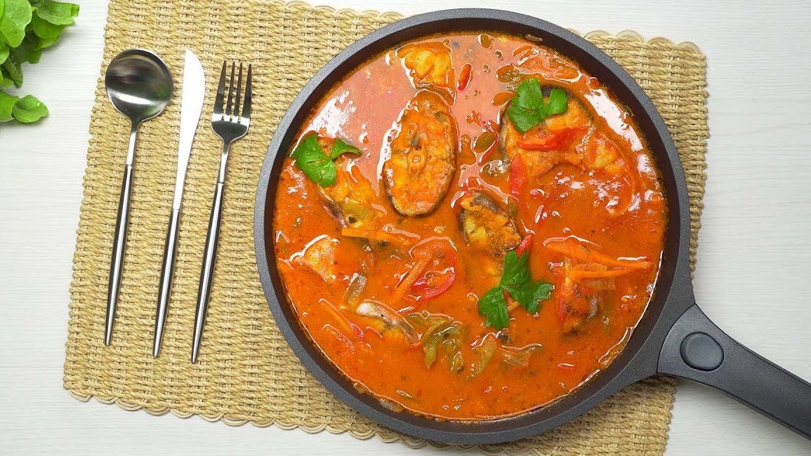 Рыба с овощами в томатном соусе (5305) | Povkusu.com