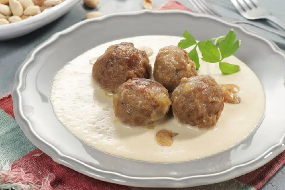 Albóndigas en salsa de almendras (15338) | Povkusu.com