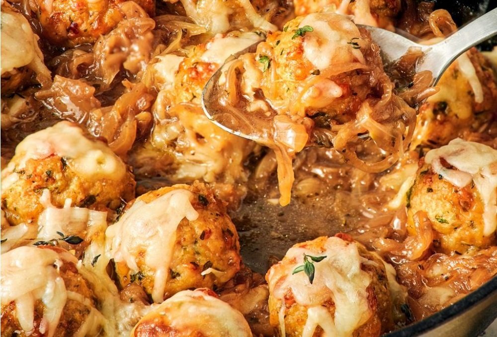 Chicken meatballs with caramelized onions (16840) | Povkusu.com