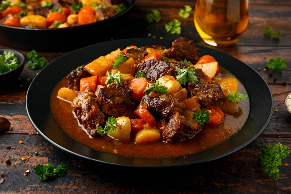 Beef stew cooked in a slow cooker (18004) | Povkusu.com