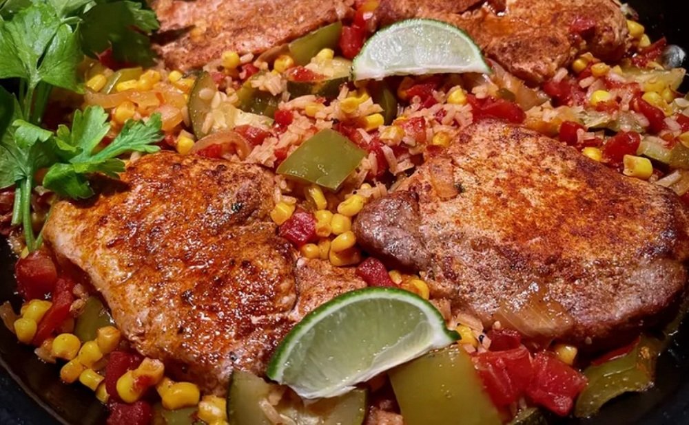 Texas chops with side dishes (17994) | Povkusu.com